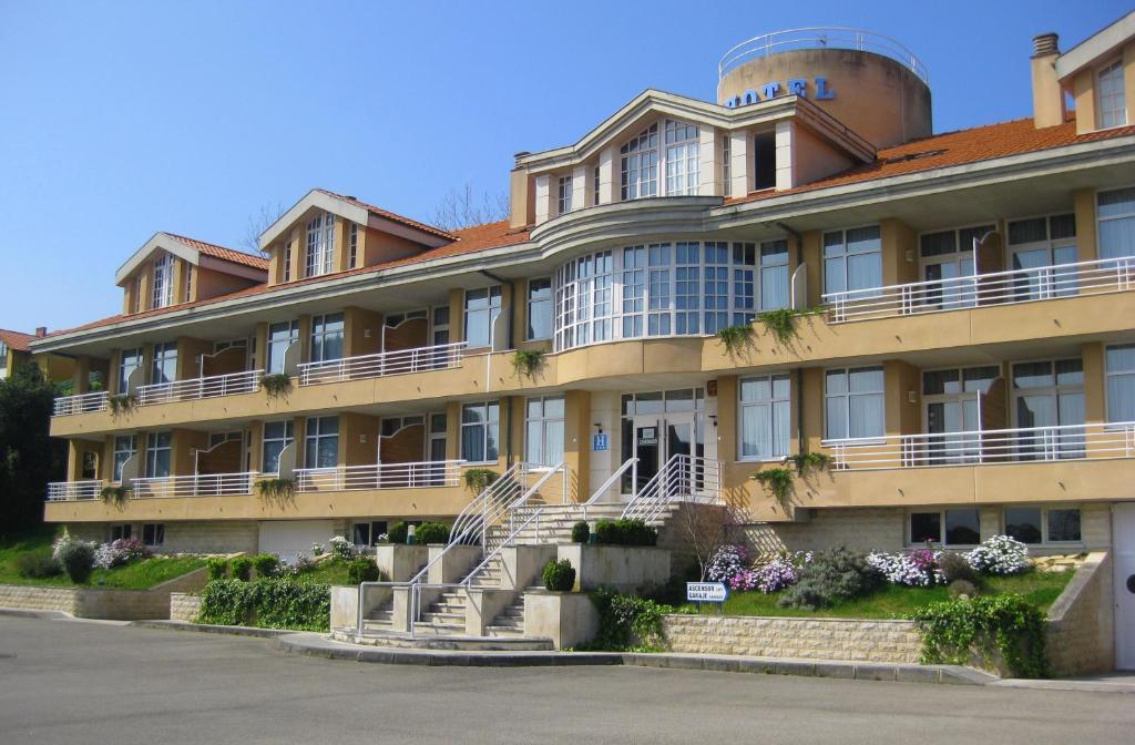 Residencia Miramar Hotel San Vicente De La Barquera Exterior foto